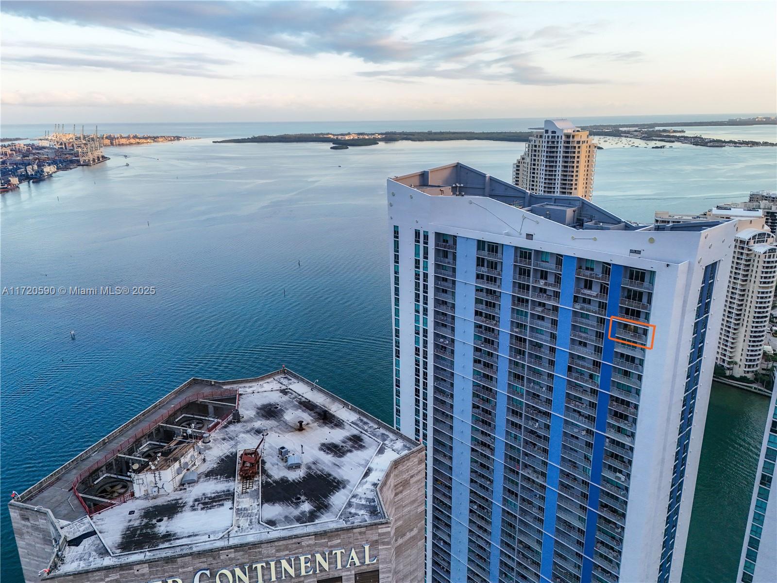 335 S Biscayne Blvd #4100, Miami FL 33131