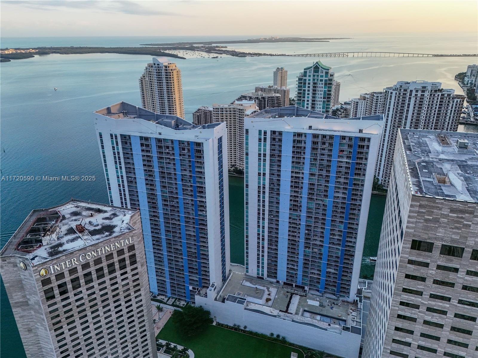 335 S Biscayne Blvd #4100, Miami FL 33131