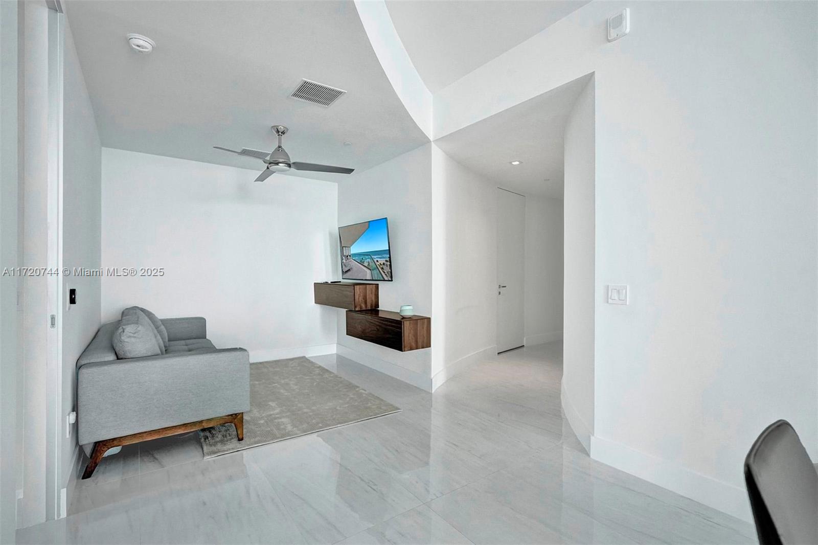 18975 Collins Ave #604, Sunny Isles Beach, Florida image 11