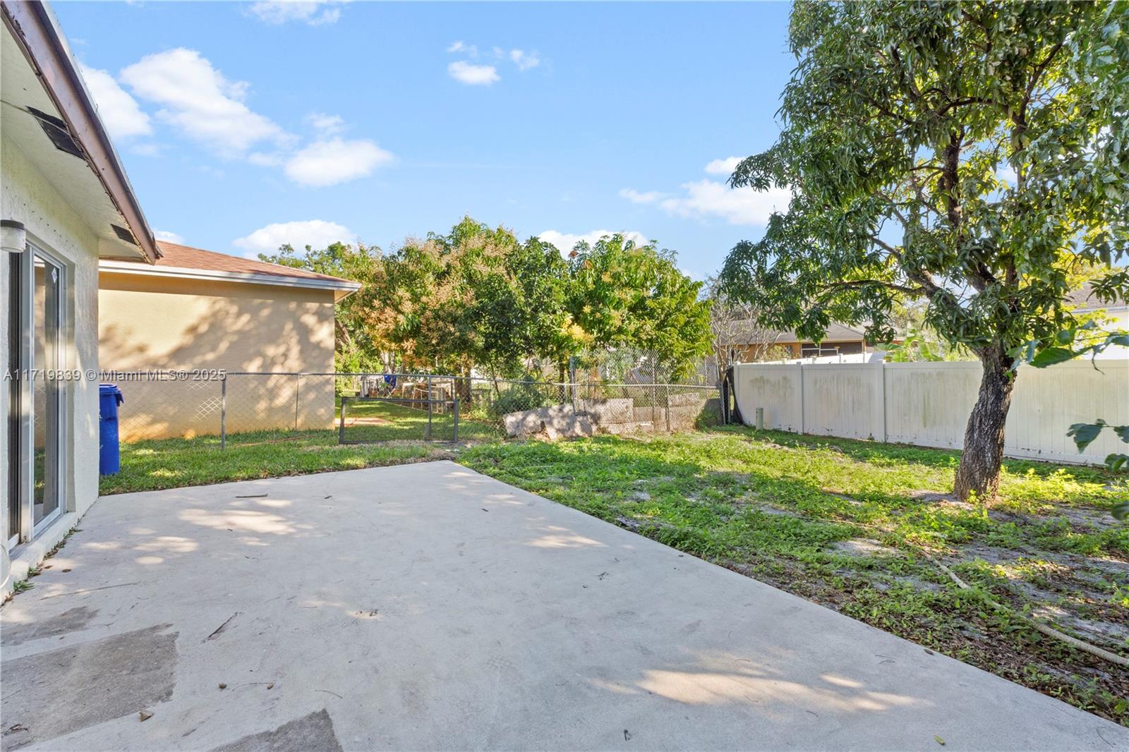 1574 NW 7th Ln, Pompano Beach, Florida image 36