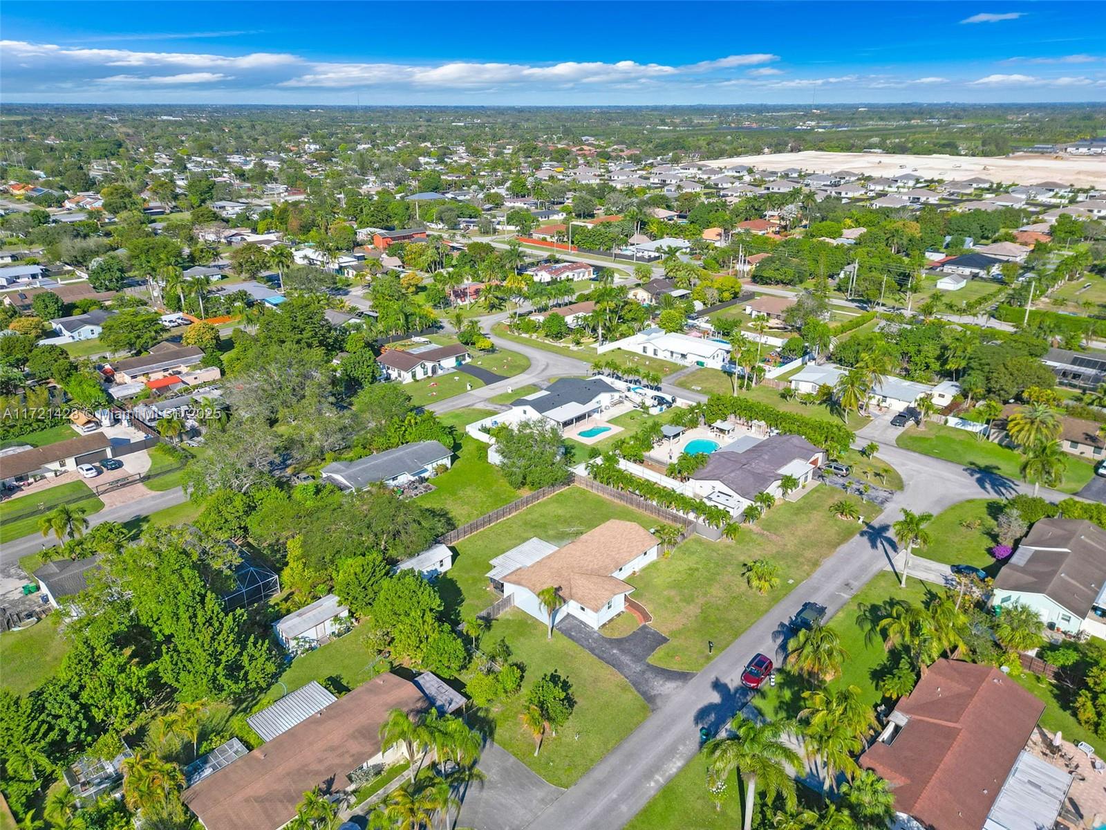 28124 SW 158th Pl, Homestead, Florida image 8