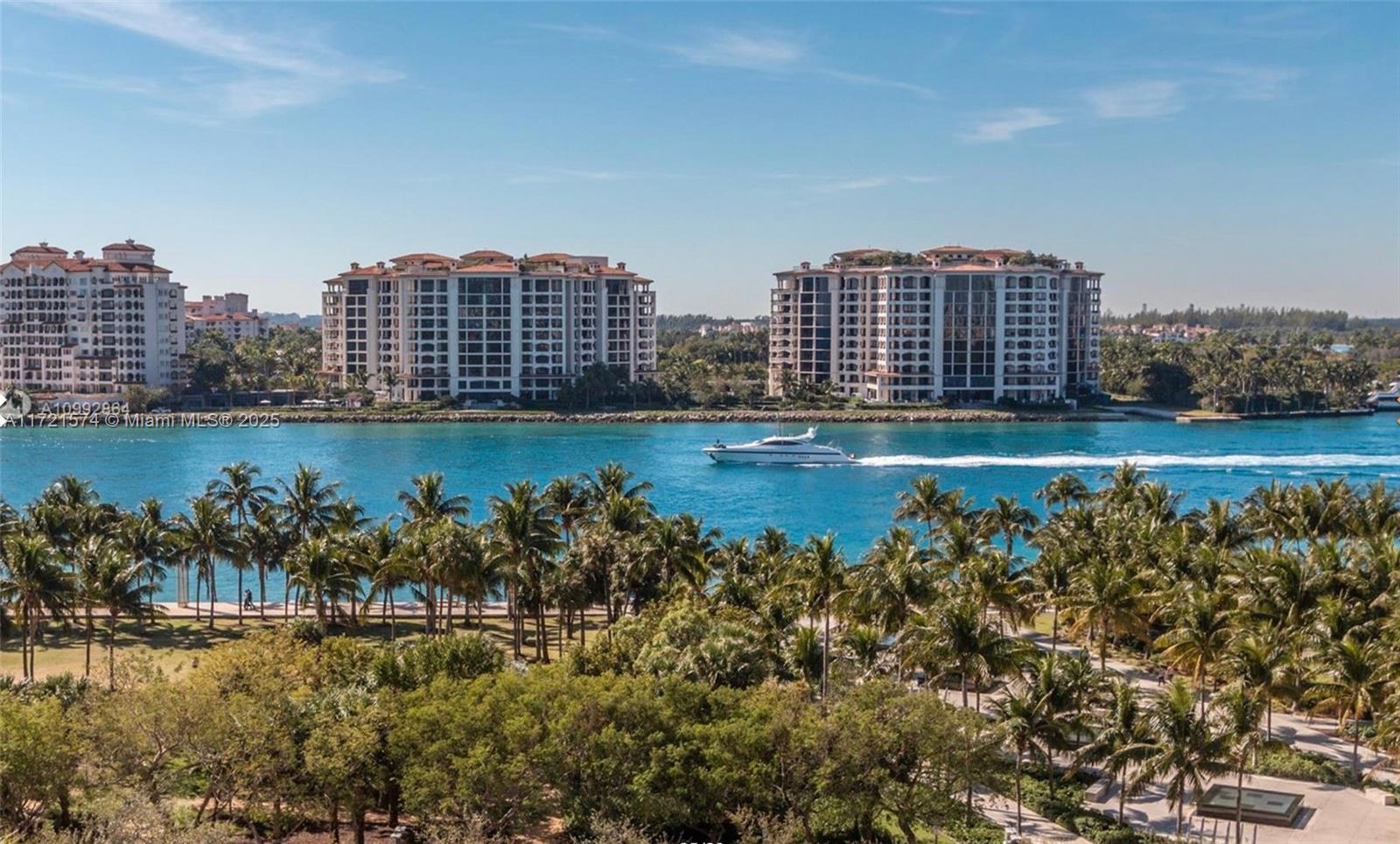 300 S Pointe Dr #908, Miami Beach FL 33139