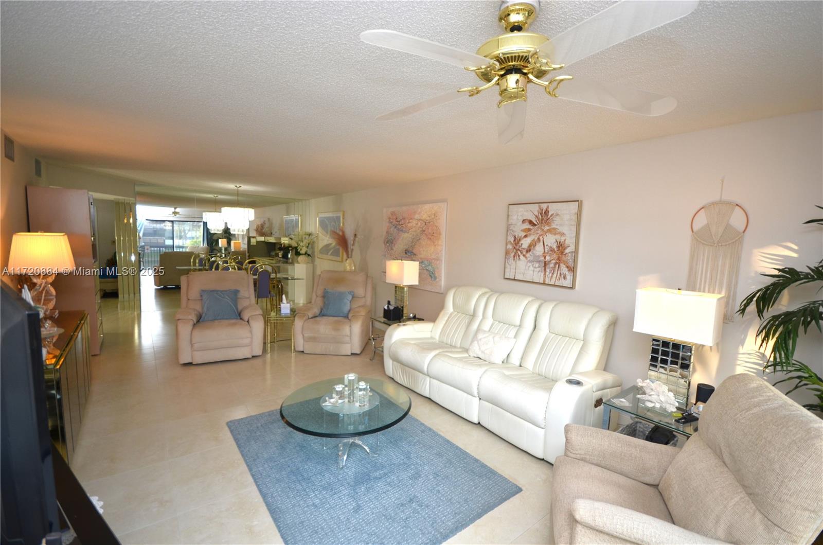 4960 E Sabal Palm Blvd #211, Tamarac, Florida image 10