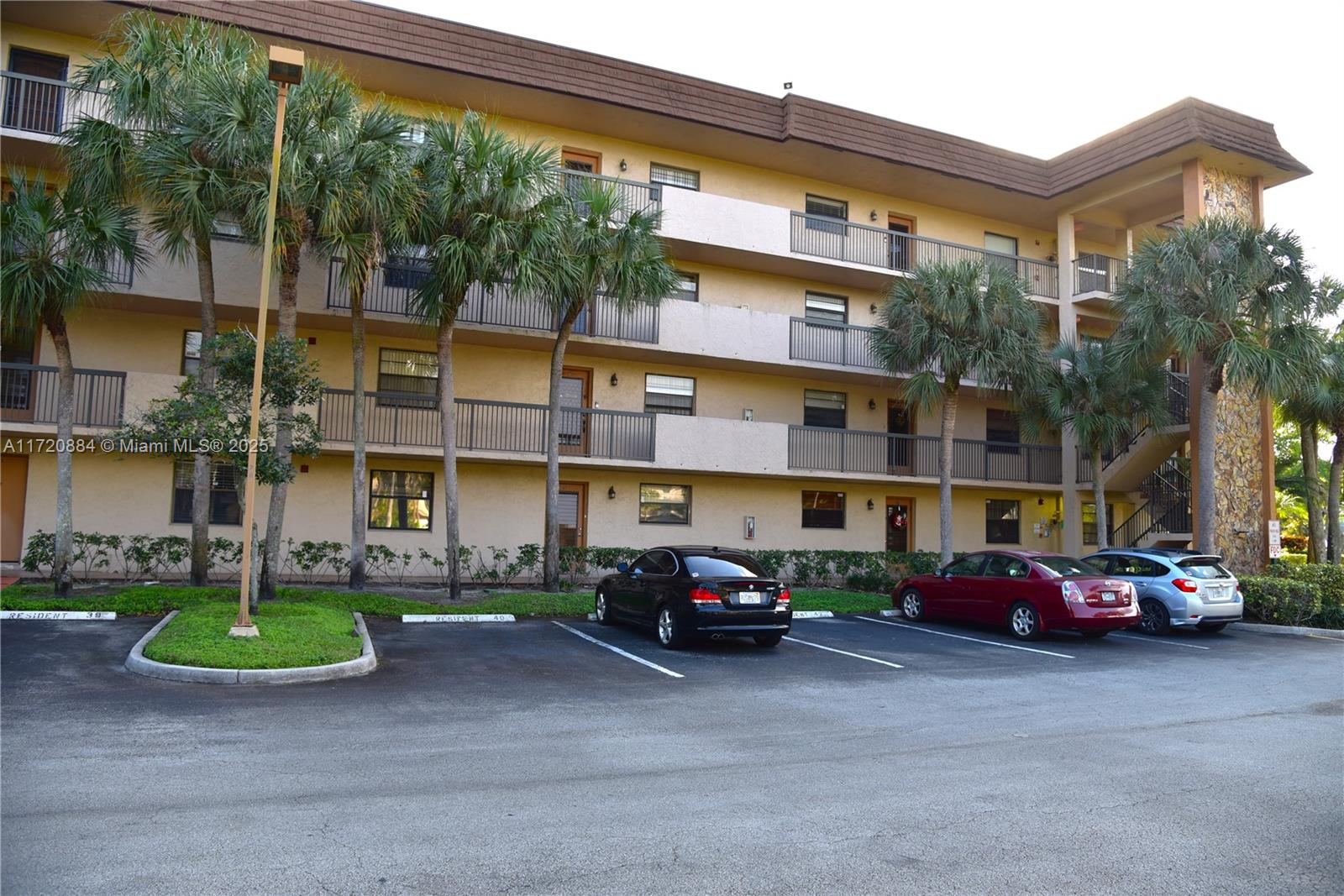 4960 E Sabal Palm Blvd #211, Tamarac, Florida image 7