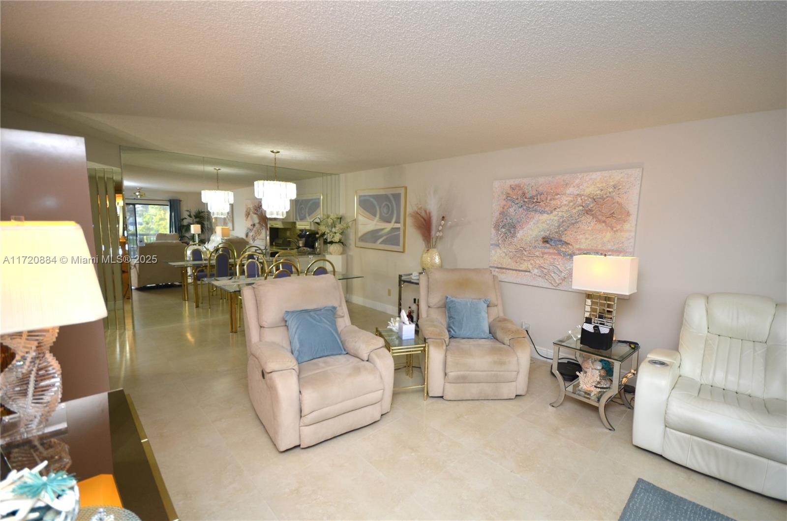 4960 E Sabal Palm Blvd #211, Tamarac, Florida image 9