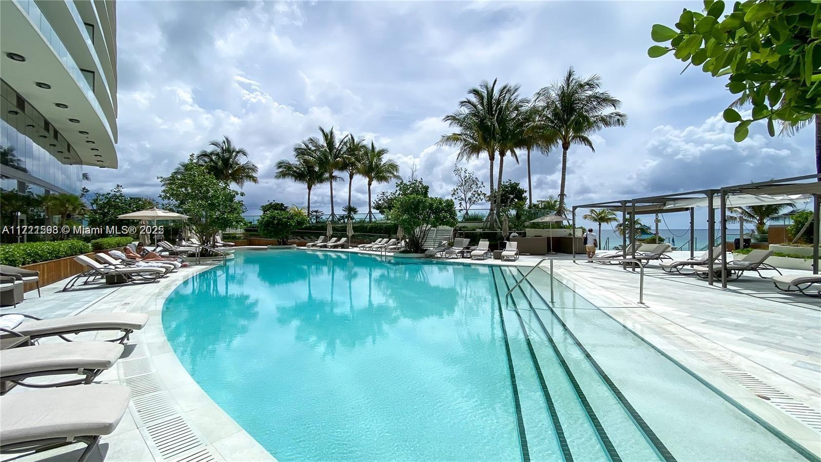 18975 Collins Ave #1605, Sunny Isles Beach FL 33160