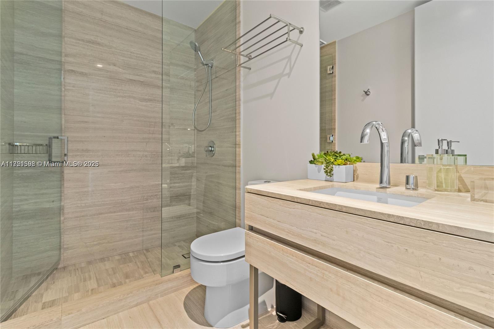 18975 Collins Ave #1605, Sunny Isles Beach FL 33160
