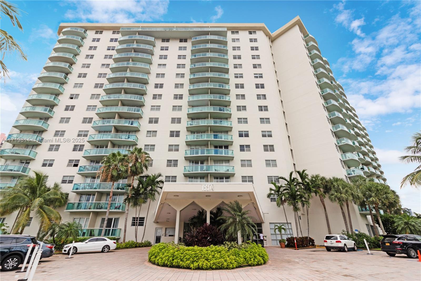 19370 Collins Ave #227, Sunny Isles Beach, Florida image 18