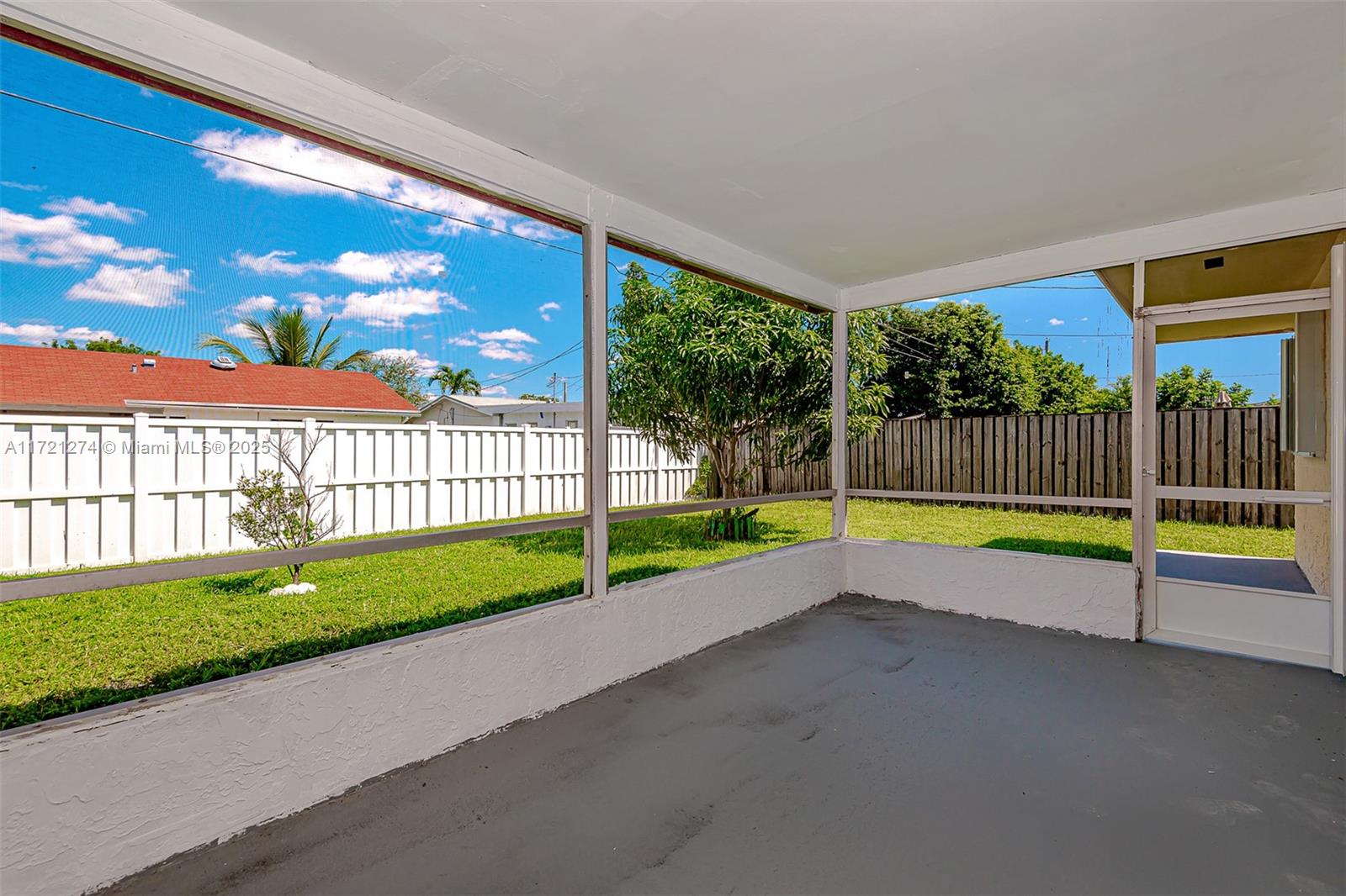 11371 NW 35th St, Sunrise, Florida image 18