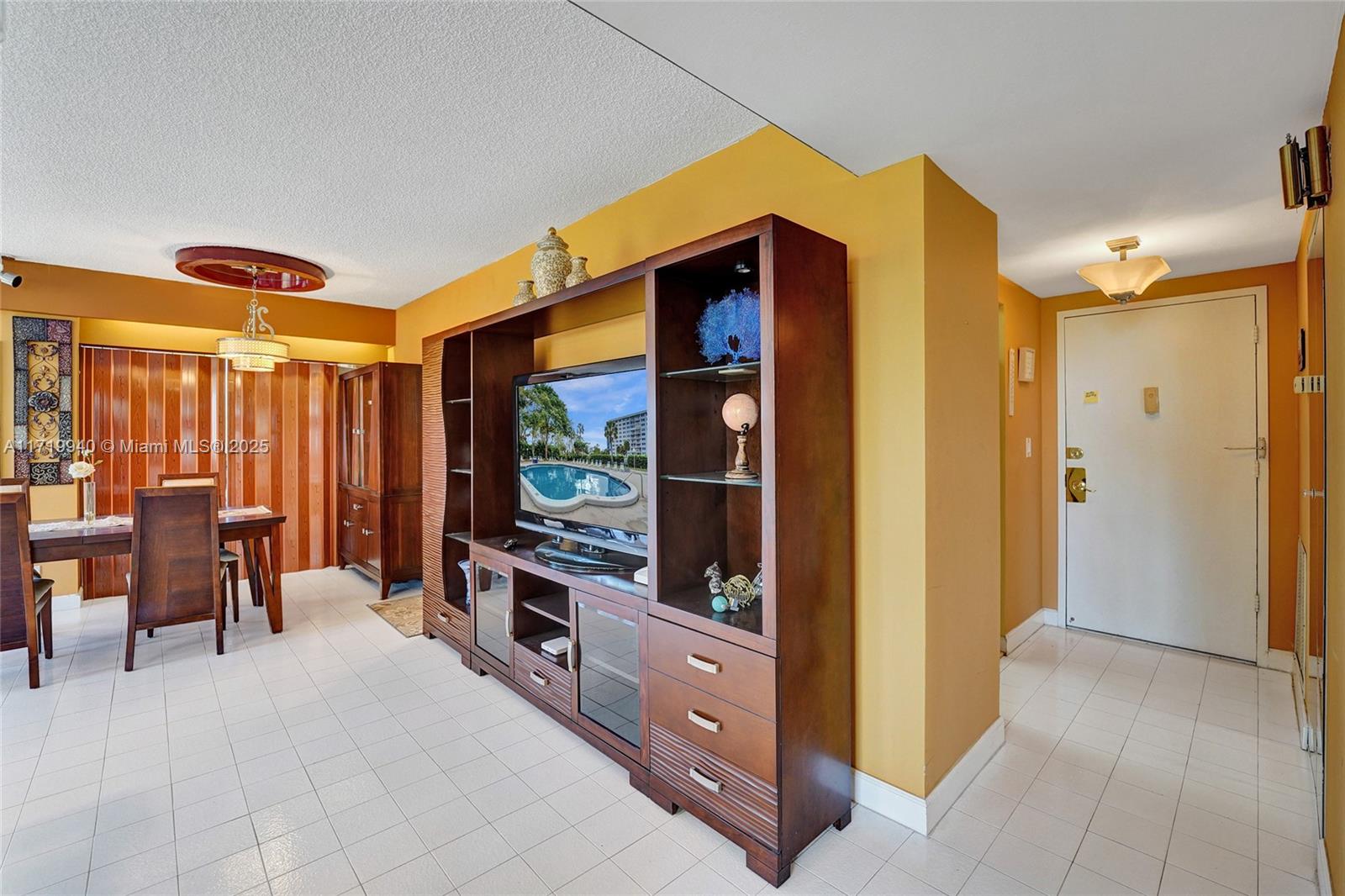 3800 Hillcrest Dr #412, Hollywood, Florida image 19