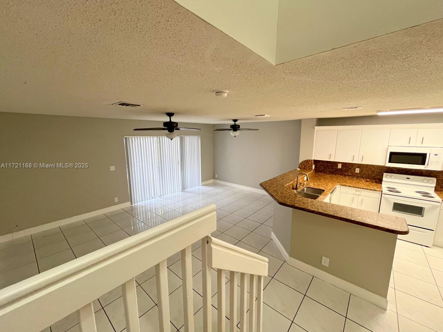 767 NW 42nd Pl #767, Deerfield Beach, Florida image 11