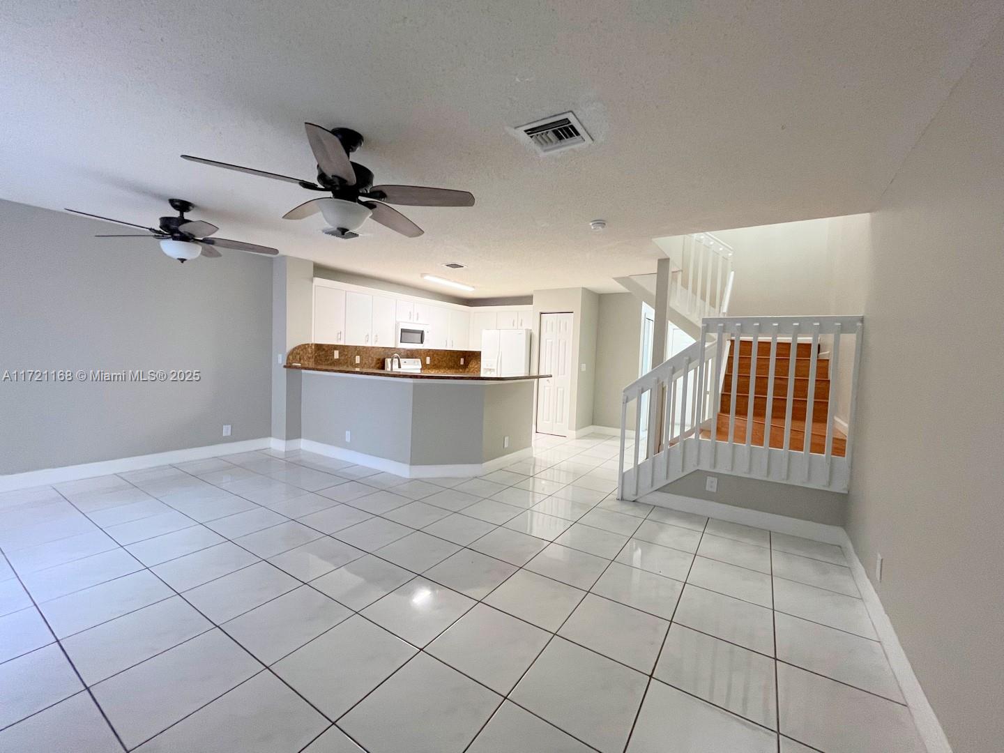 767 NW 42nd Pl #767, Deerfield Beach, Florida image 2