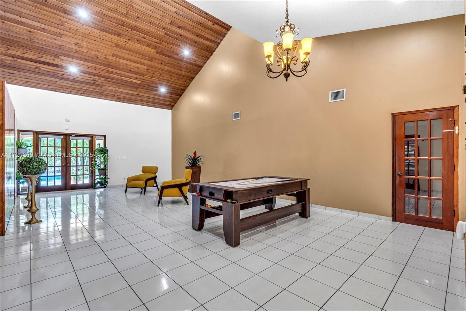 16902 NW 83rd Ave, Miami Lakes, Florida image 31