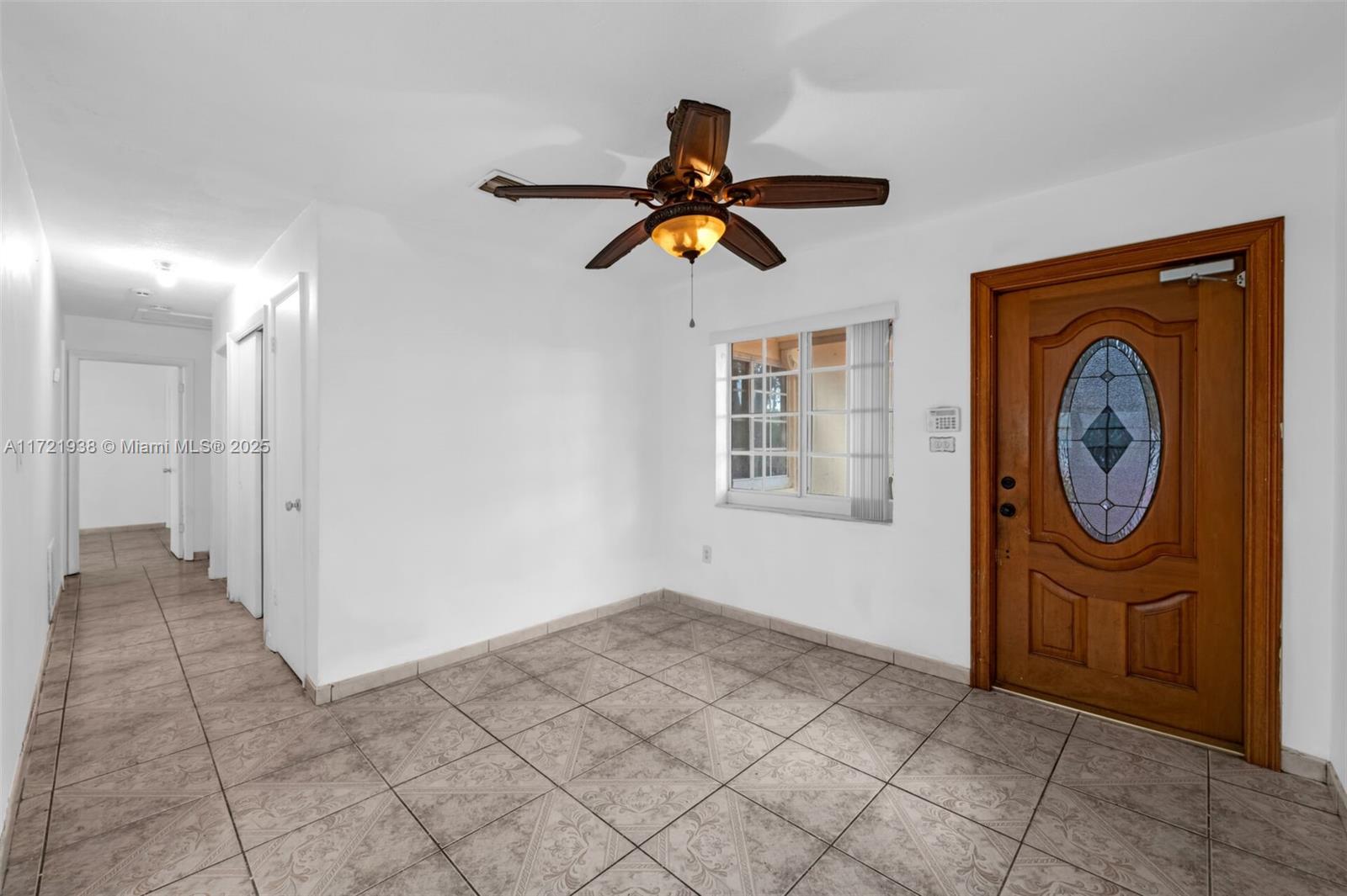 2530 NE 181st St, North Miami Beach, Florida image 3