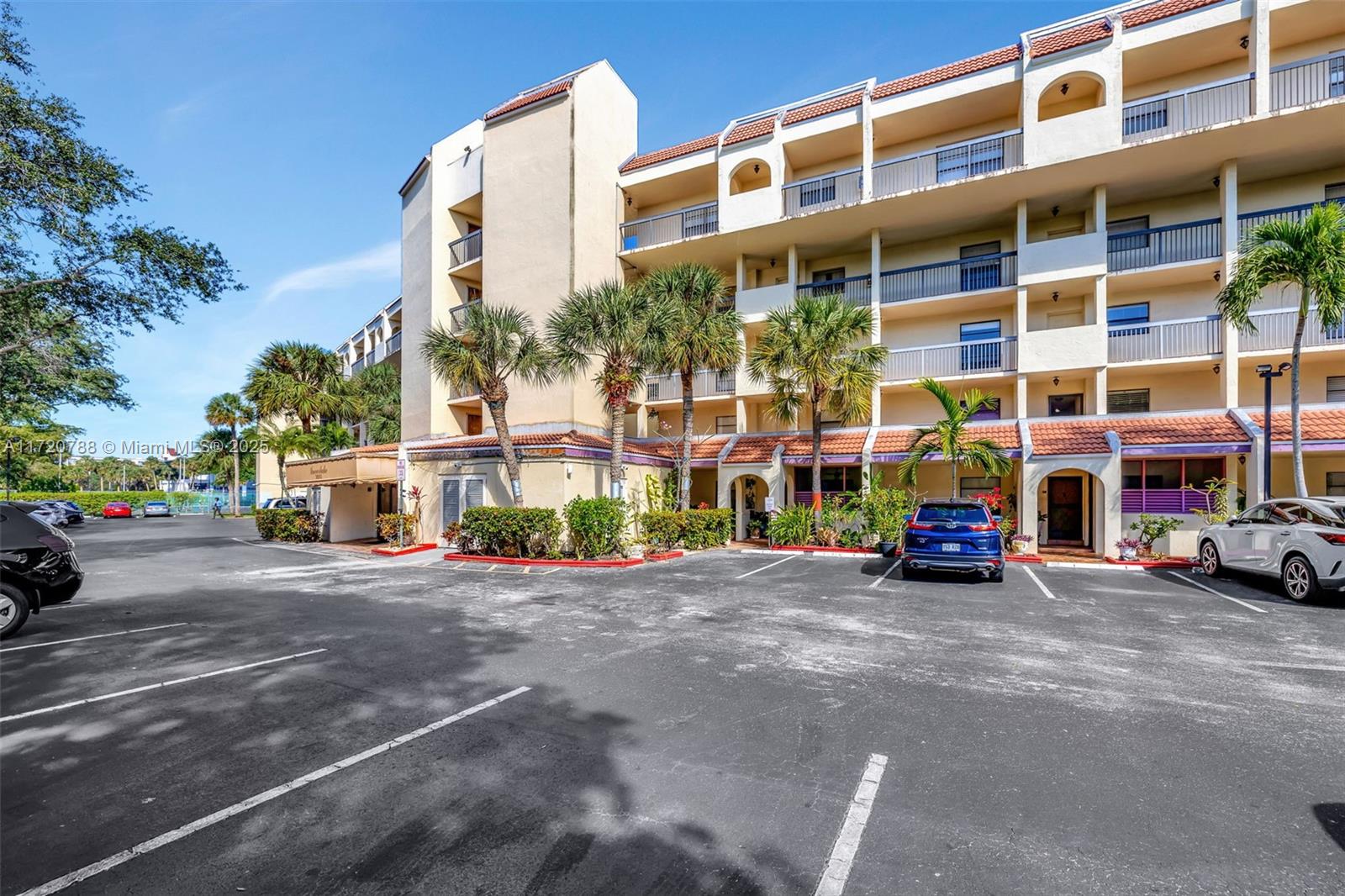 3650 Environ Blvd #305, Lauderhill, Florida image 1