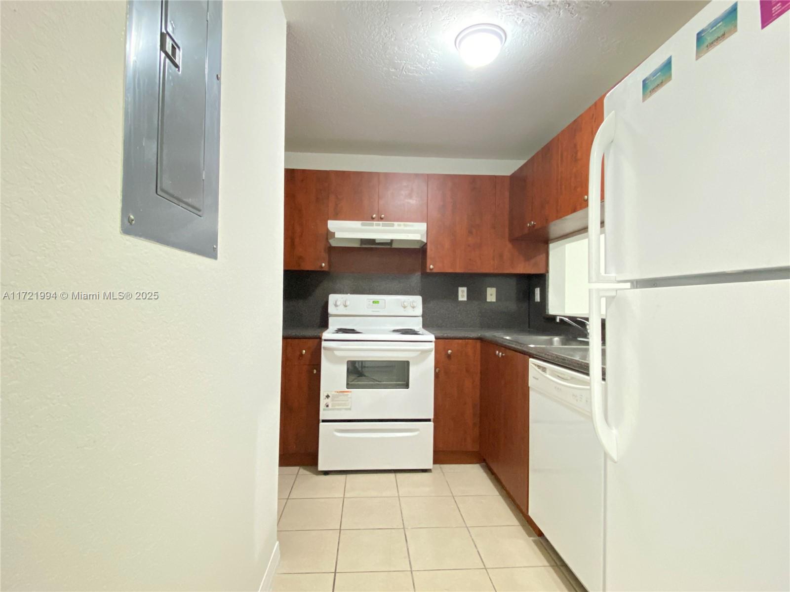 Property photo # 9