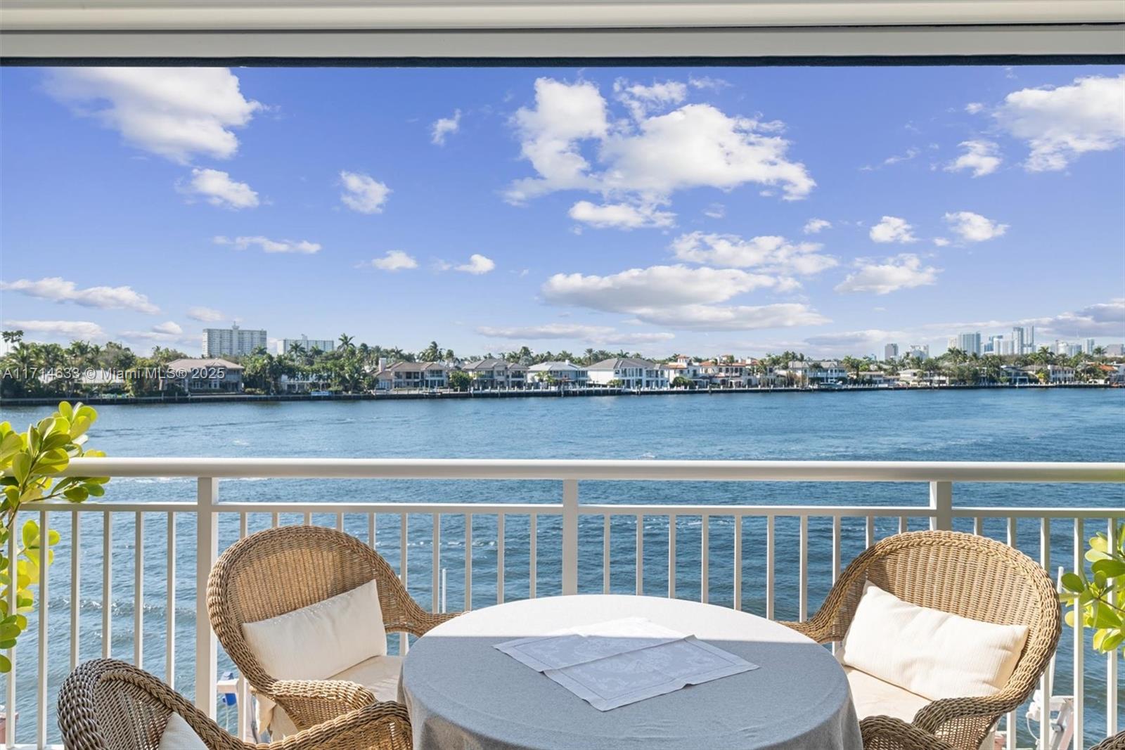 511 Bayshore Dr #304, Fort Lauderdale, Florida image 1