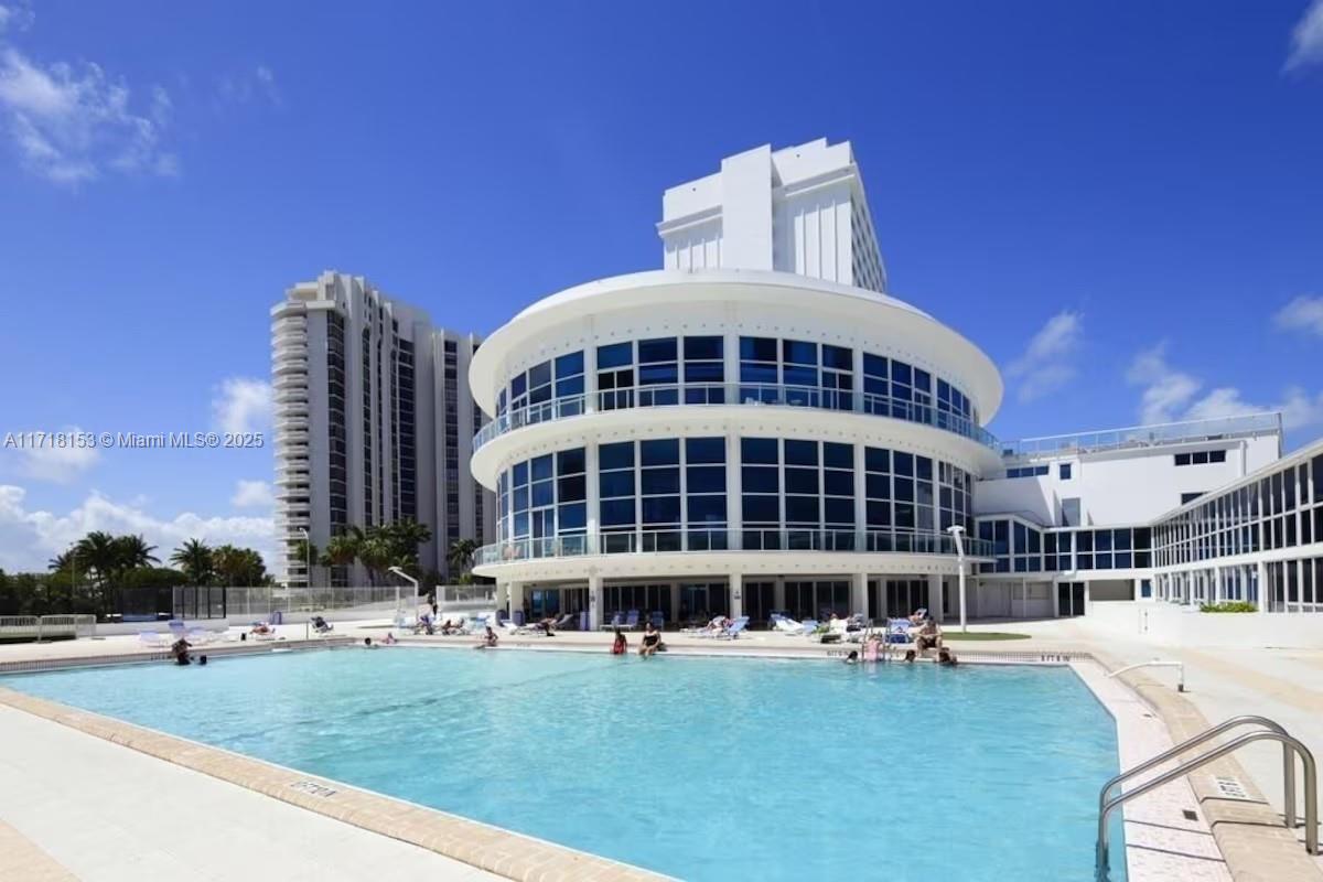 Apartamento à Venda em Miami Beach, FL