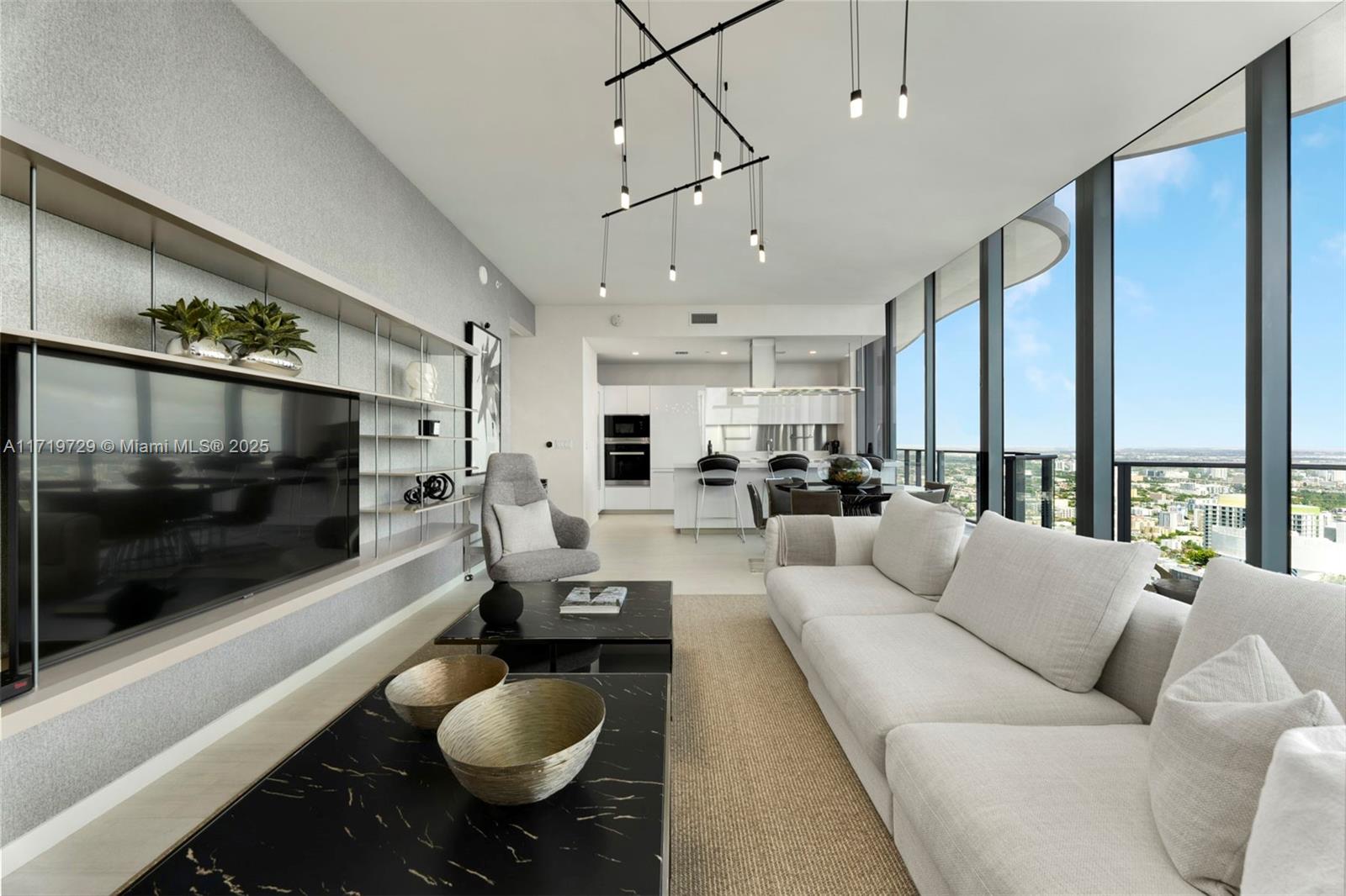 1000 Brickell Plz #PH6108, Miami FL 33131