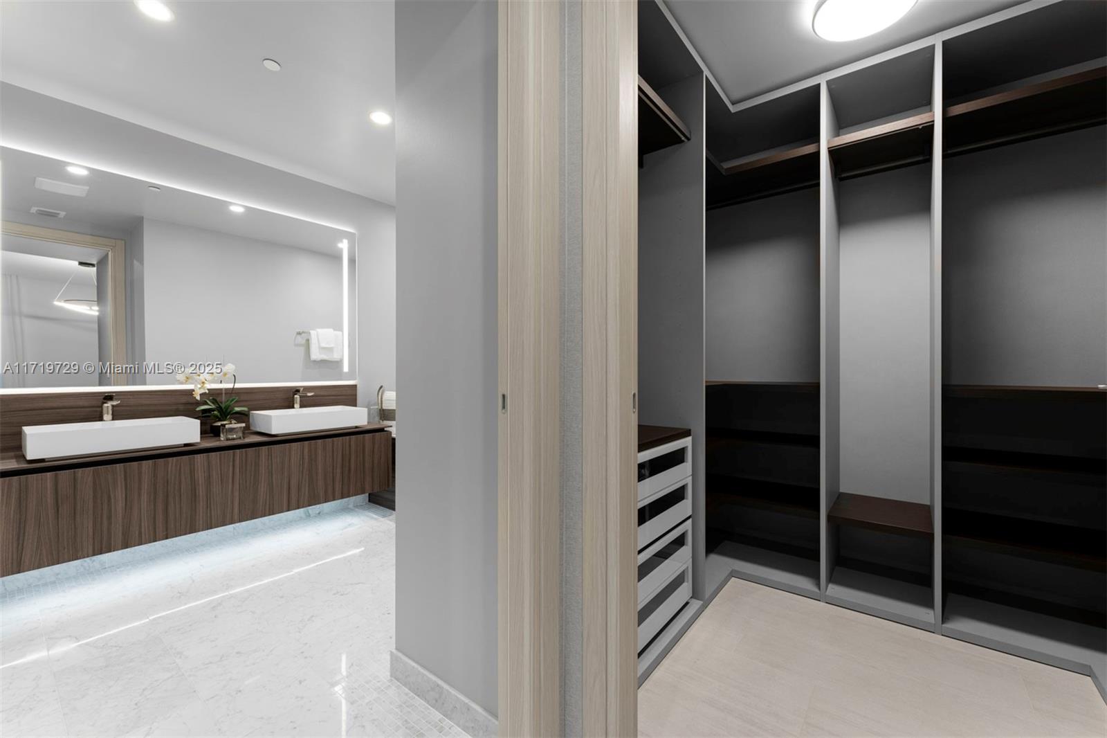 1000 Brickell Plz #PH6108, Miami FL 33131
