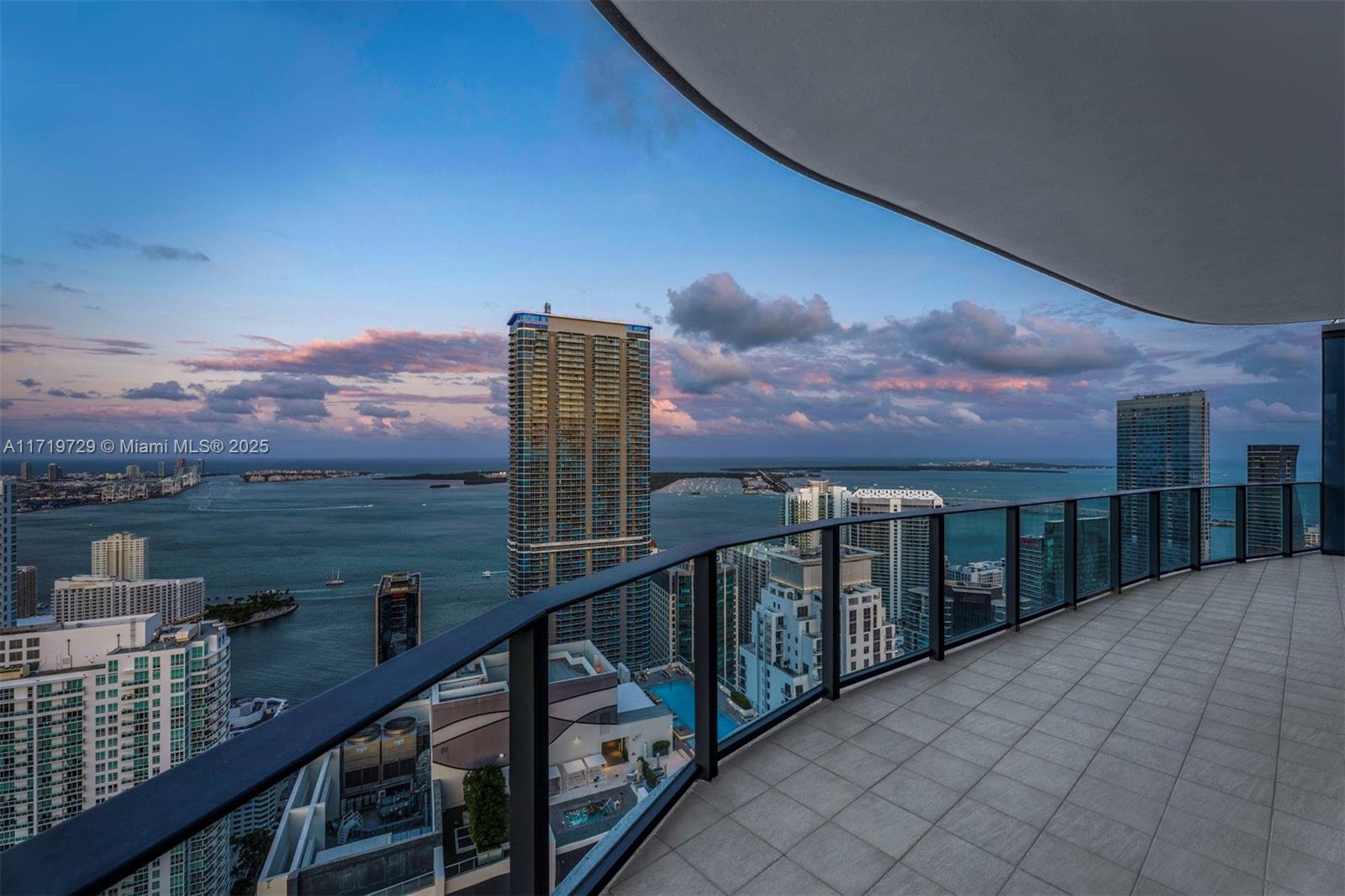 1000 Brickell Plz #PH6108, Miami FL 33131