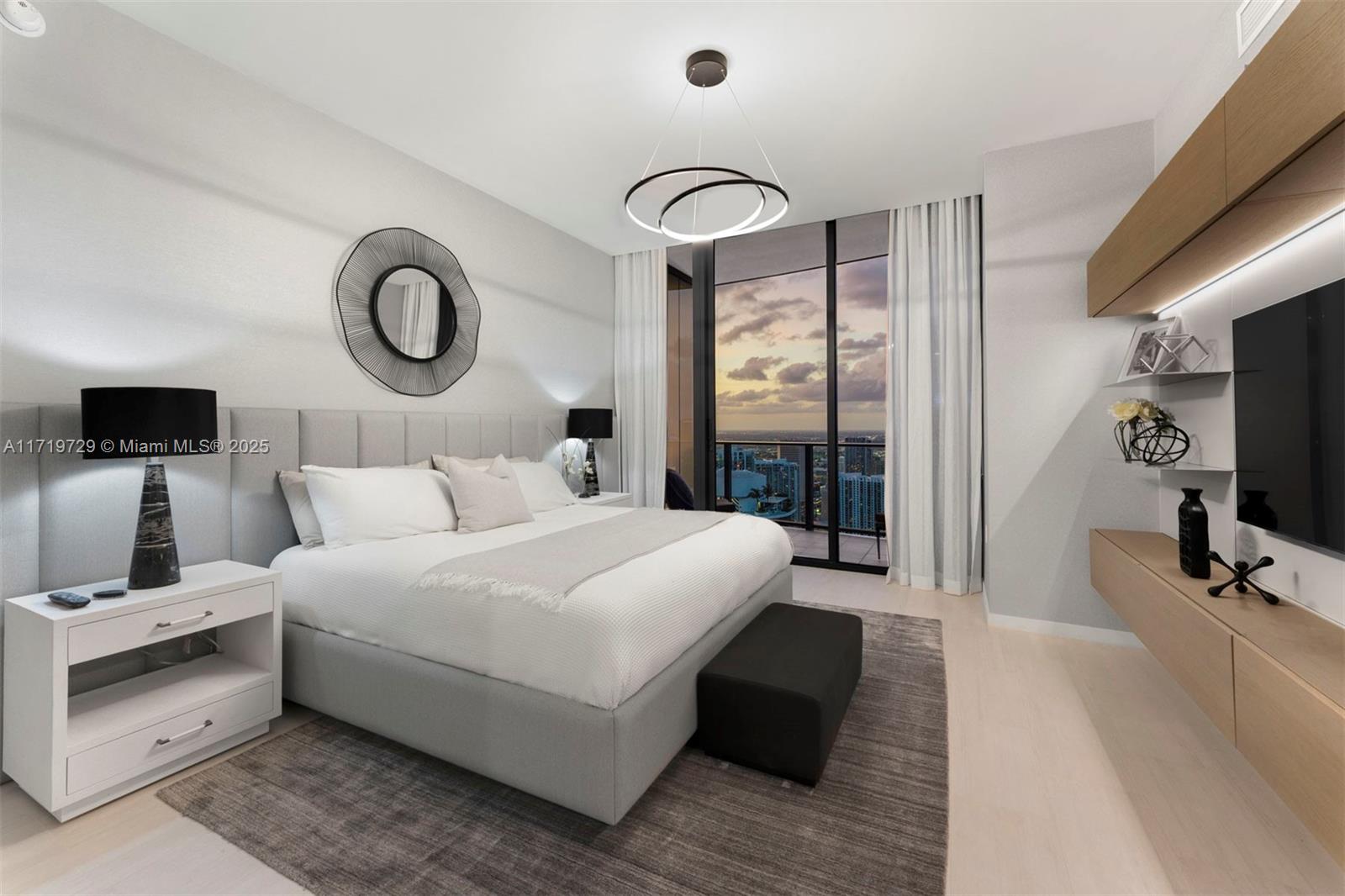 1000 Brickell Plz #PH6108, Miami FL 33131