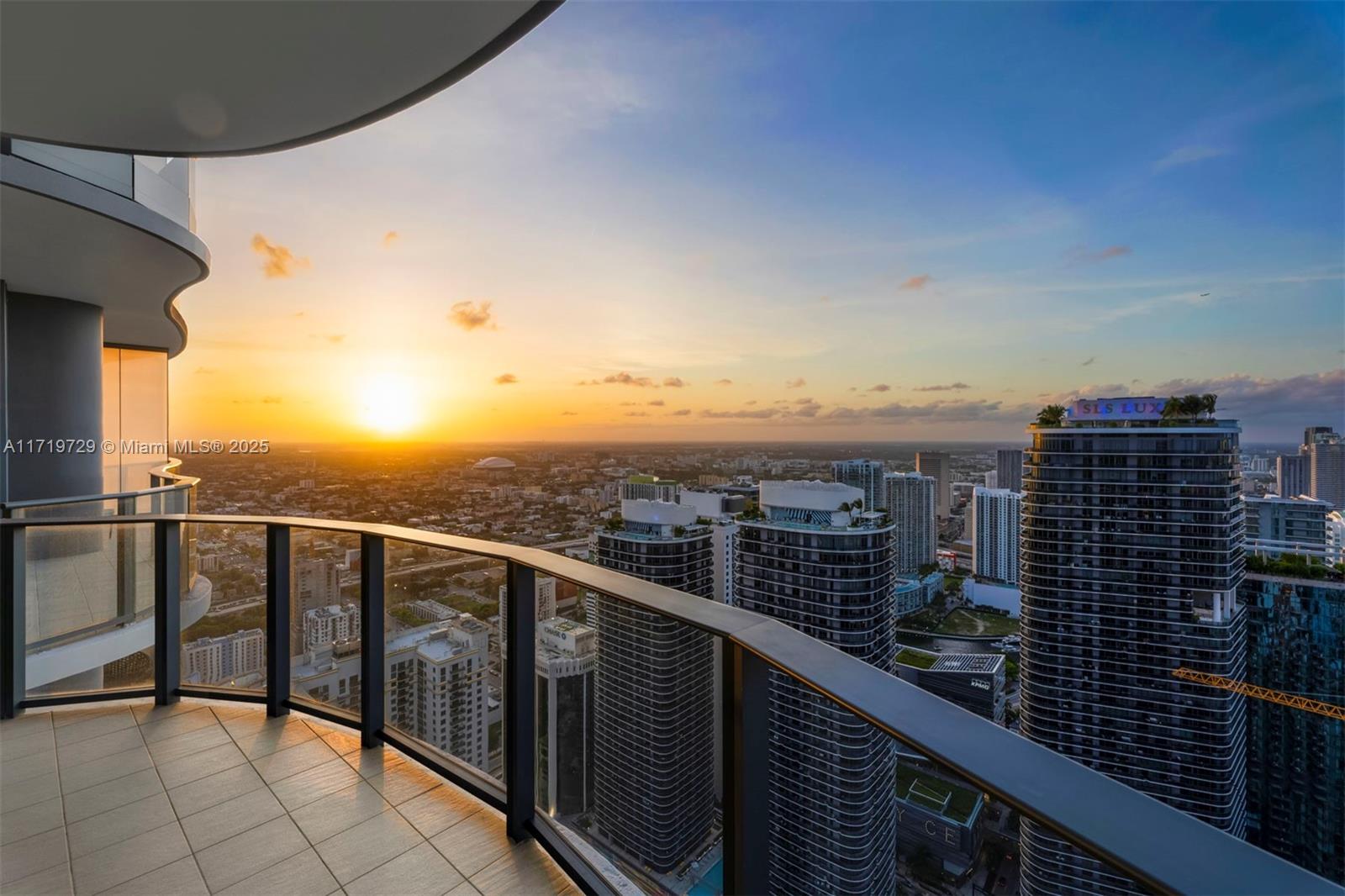 1000 Brickell Plz #PH6108, Miami FL 33131