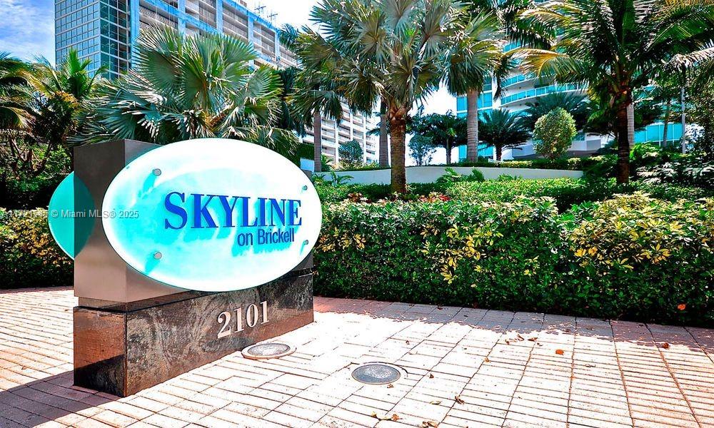 2101 Brickell Ave #2712, Miami FL 33129