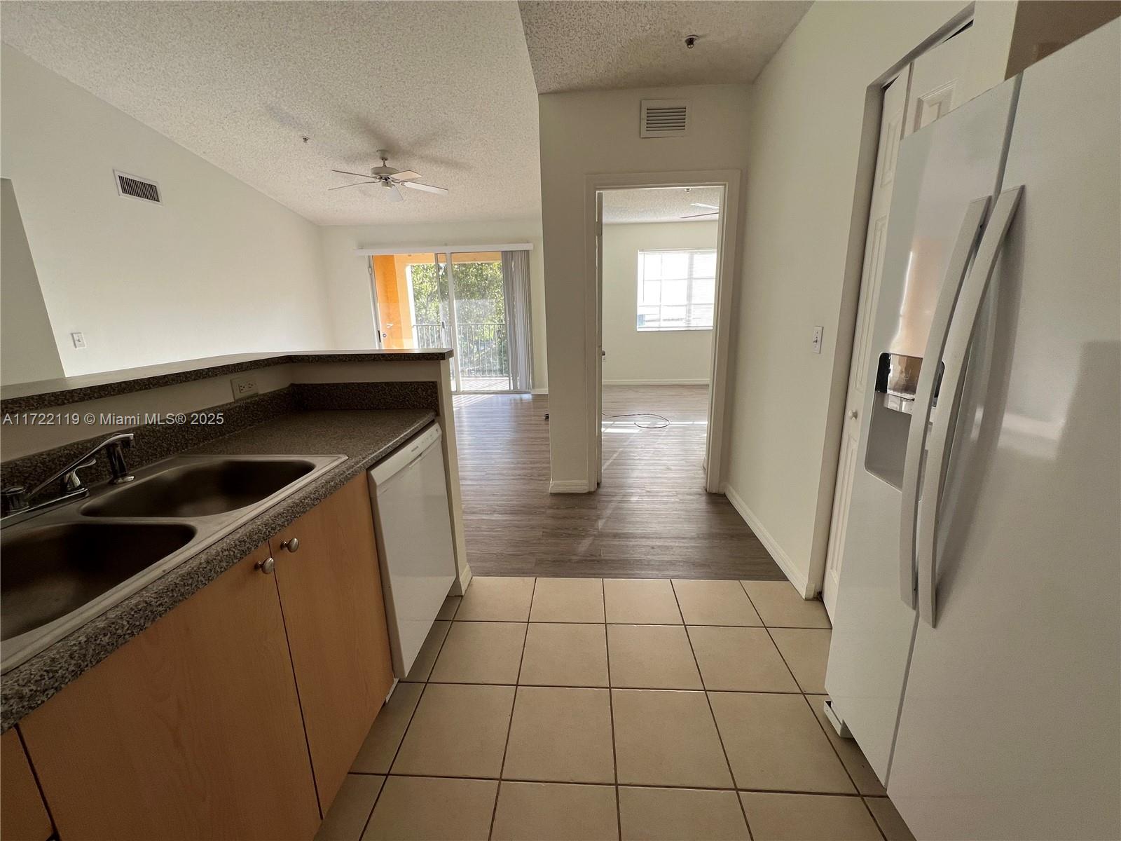 2360 E Preserve Way #305, Miramar, Florida image 14