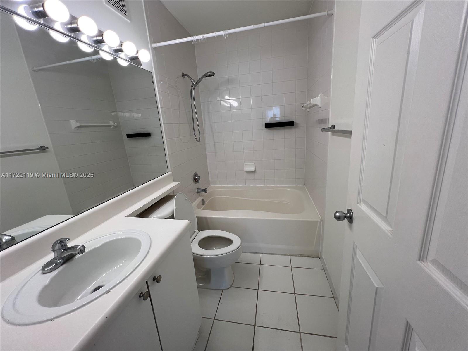 Listing Photo 19