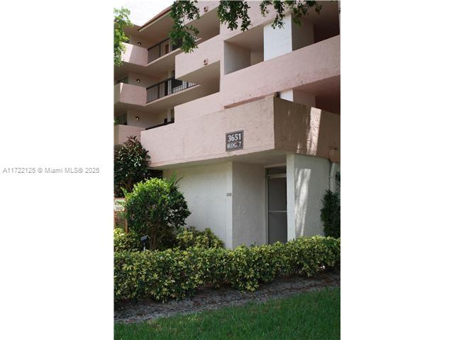 3651 Environ Blvd #562, Lauderhill, Florida image 1