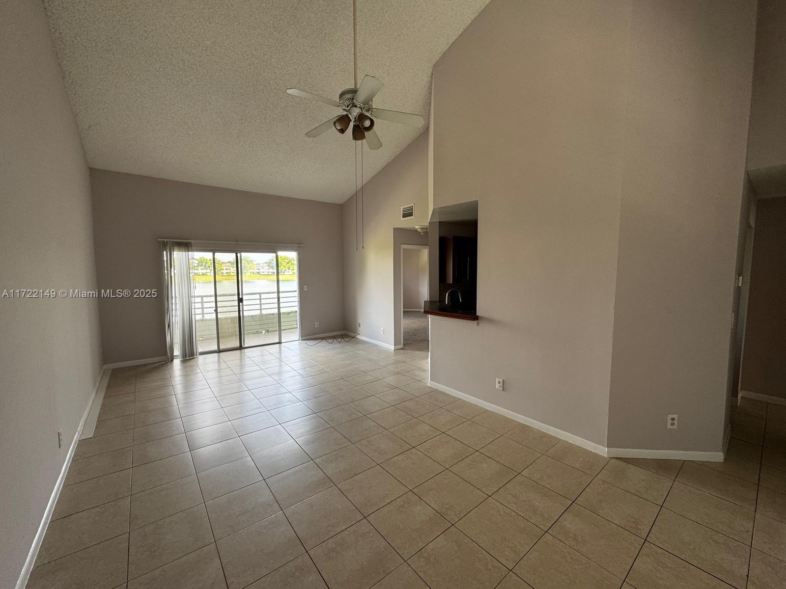 3437 NW 44th St #208, Oakland Park, Florida image 4