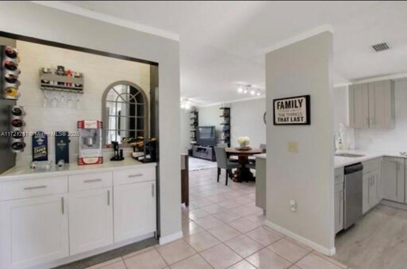 85 Conaskonk Cir #85, Royal Palm Beach, Florida image 9