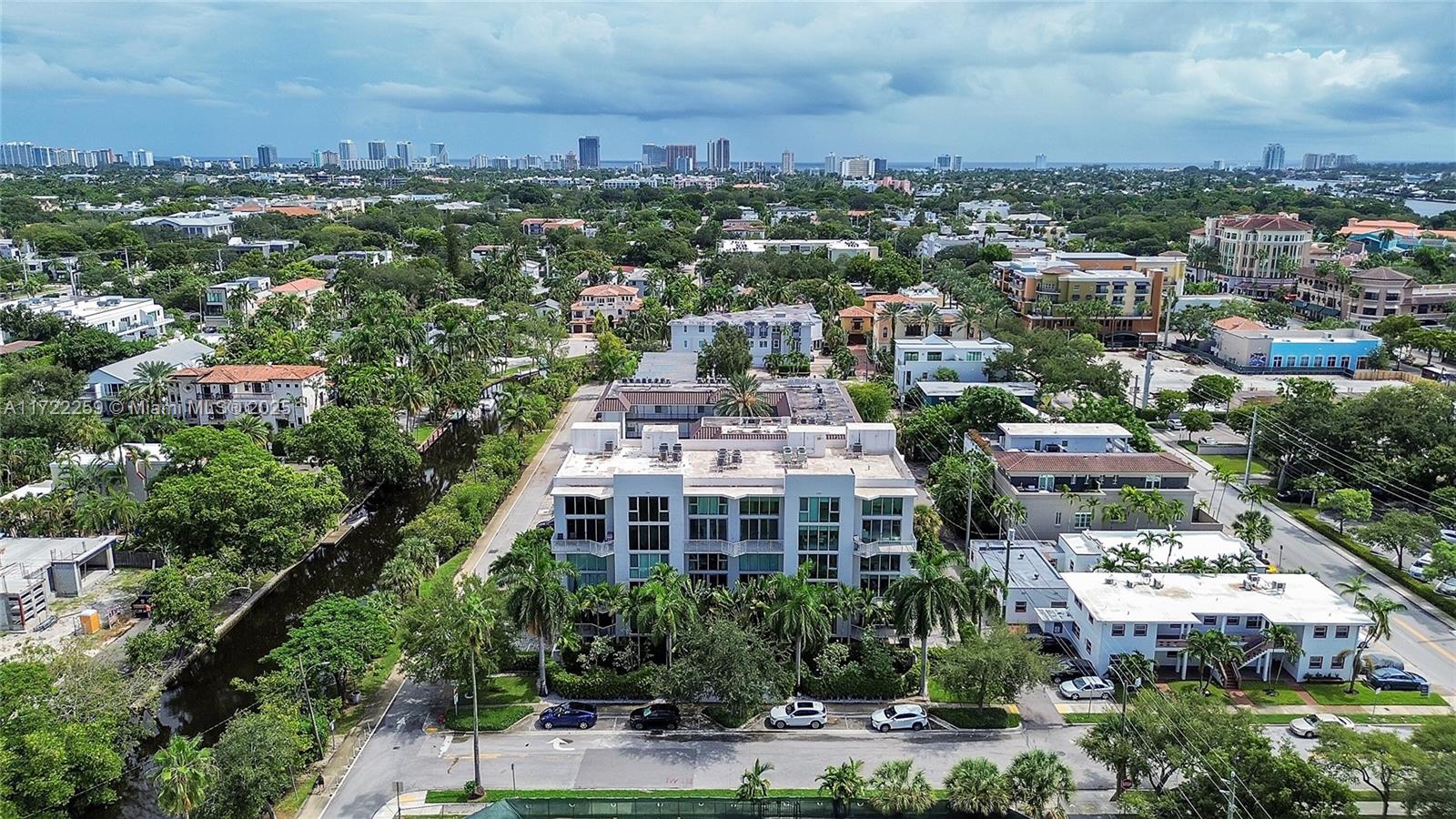 924 SE 2nd St #8, Fort Lauderdale, Florida image 32