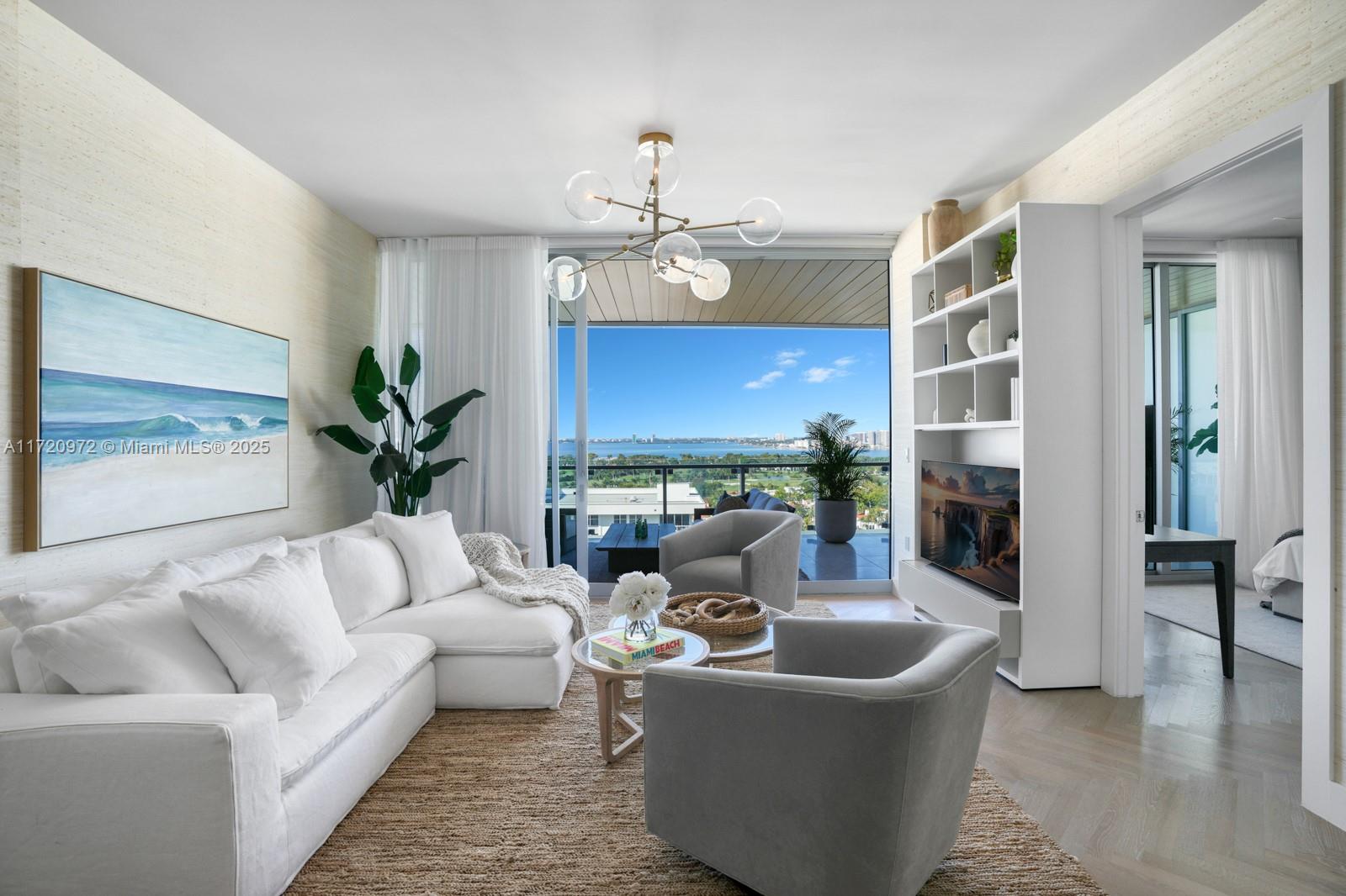 Apartamento à Venda em Miami Beach, FL