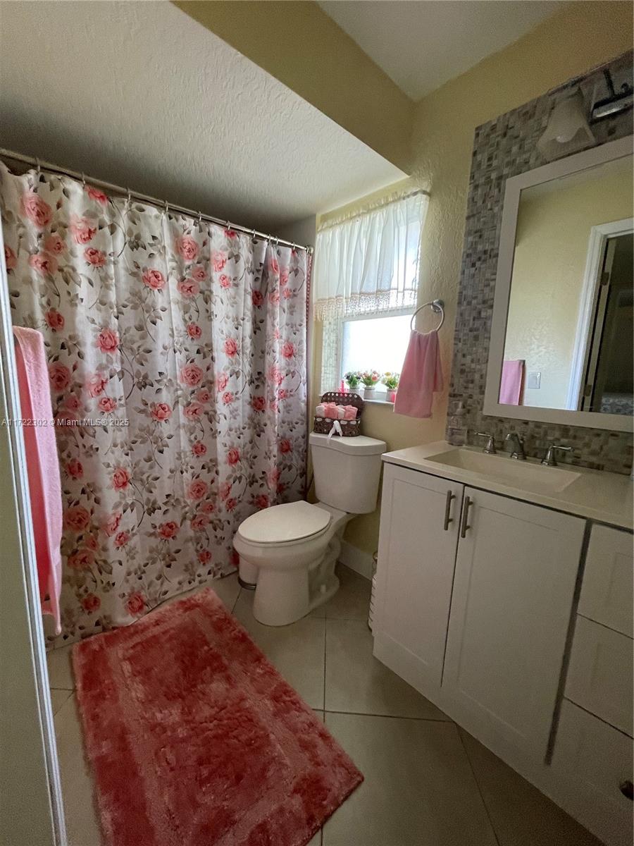 9041 Sunrise Lakes Blvd #108, Sunrise, Florida image 22