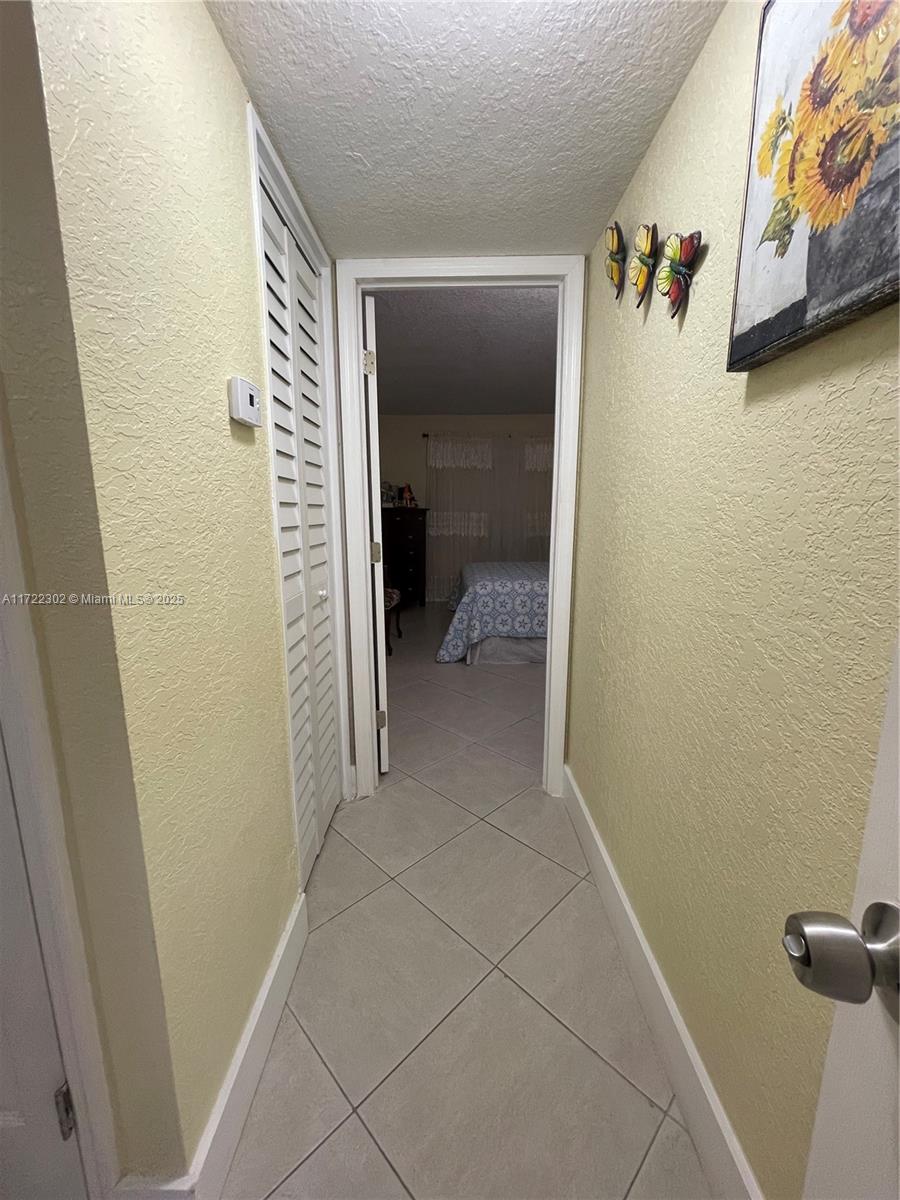 9041 Sunrise Lakes Blvd #108, Sunrise, Florida image 34