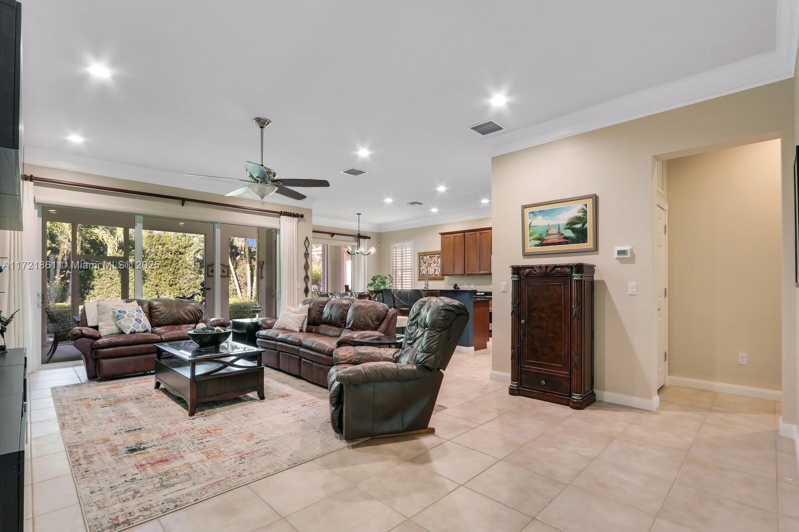 1053 Big Pine Way, Jupiter, Florida image 9