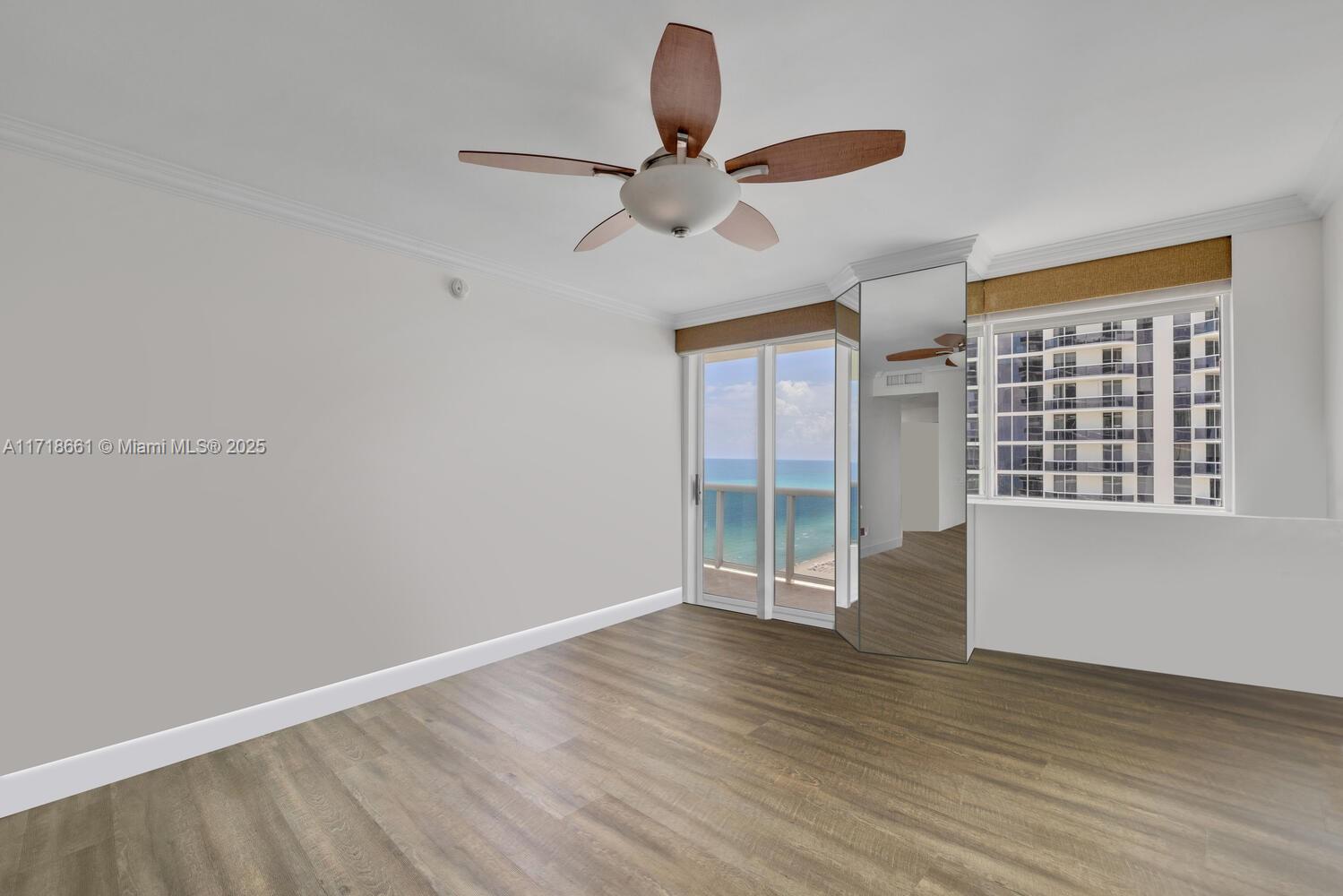 4779 Collins Ave #2703, Miami Beach FL 33140