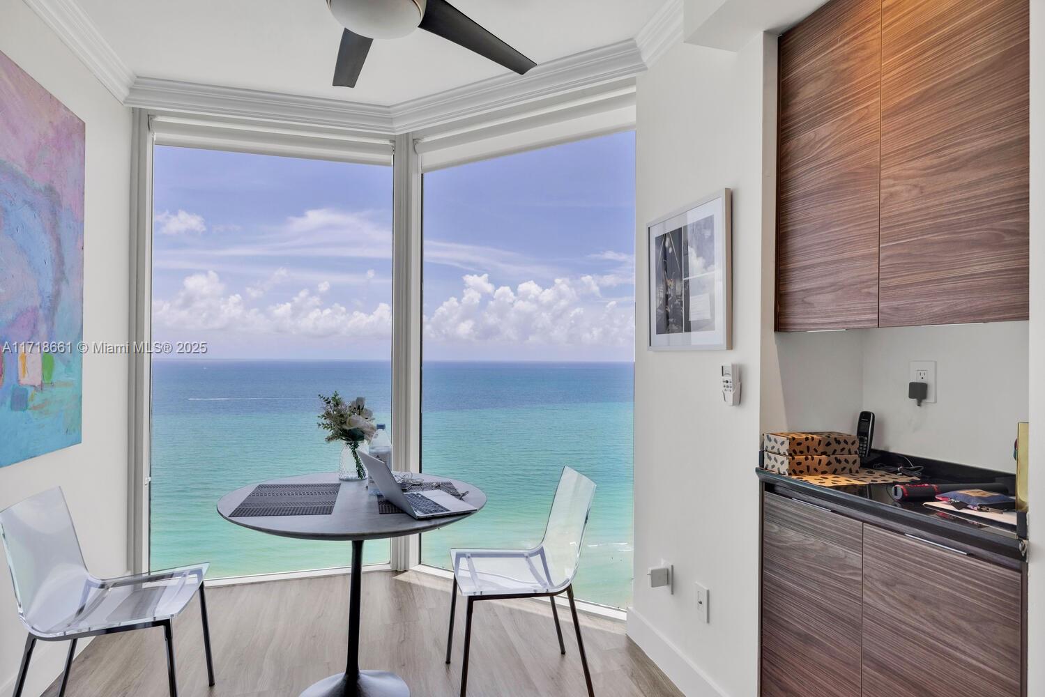 4779 Collins Ave #2703, Miami Beach FL 33140