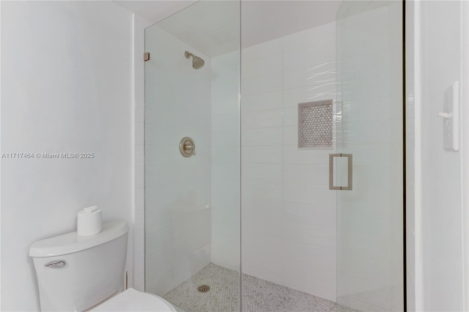 1200 Brickell Bay Dr #2424, Miami, Florida image 13