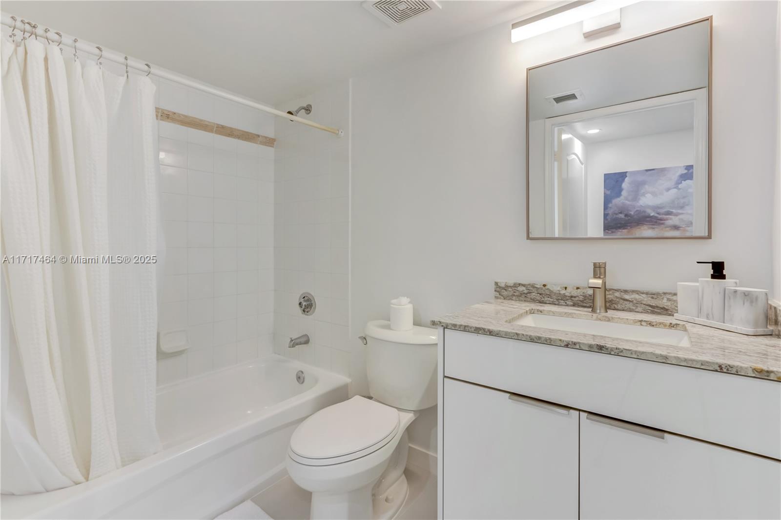 1200 Brickell Bay Dr #2424, Miami, Florida image 20