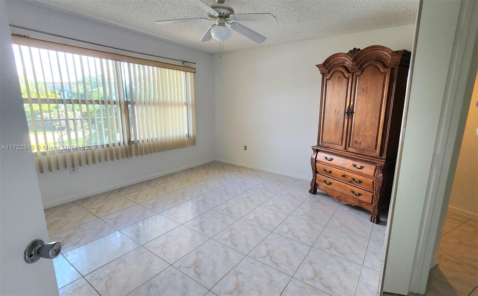 700 SW 137th Ave #212H, Pembroke Pines, Florida image 13