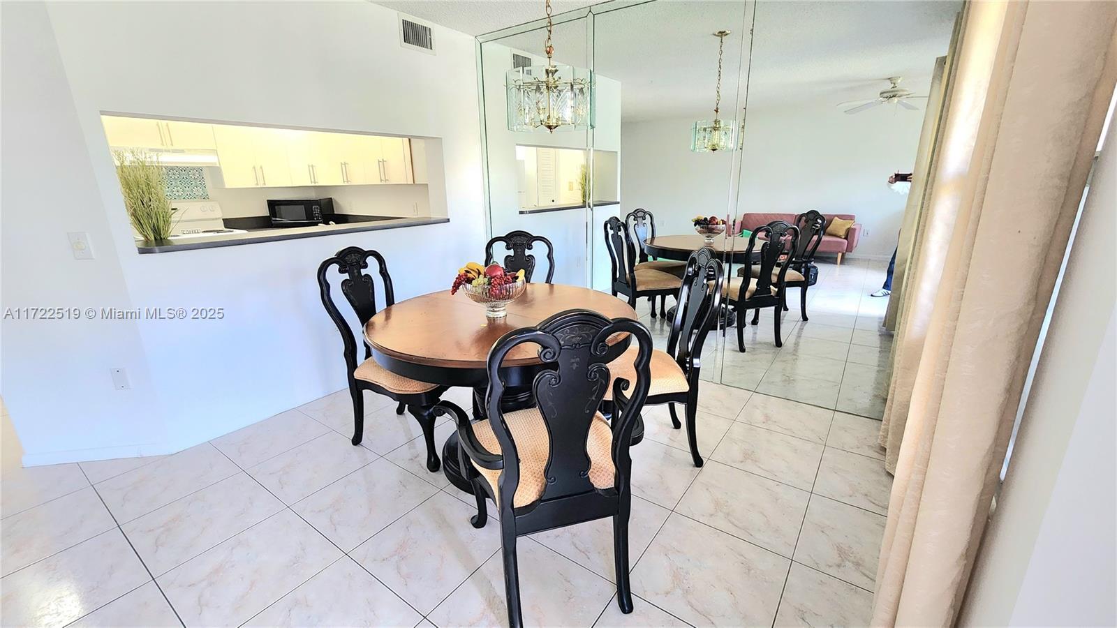 700 SW 137th Ave #212H, Pembroke Pines, Florida image 7