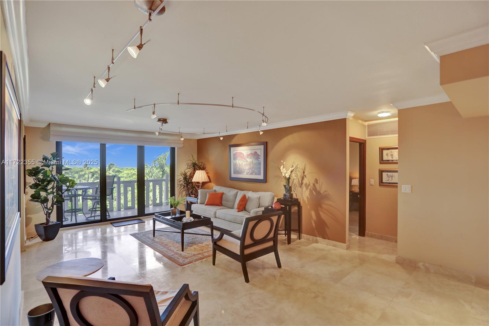 1121 Crandon Blvd #E405, Key Biscayne, Florida image 3