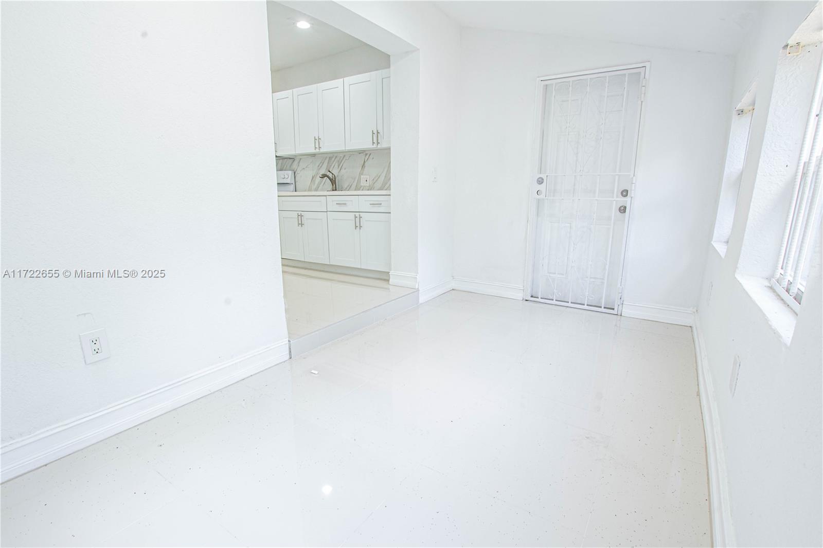 Listing Photo 13