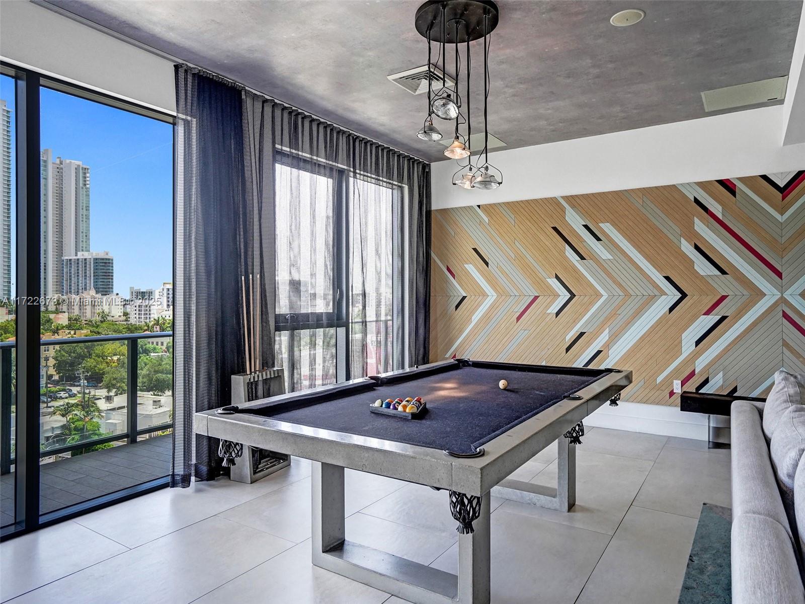 121 NE 34th St #1806A, Miami FL 33137