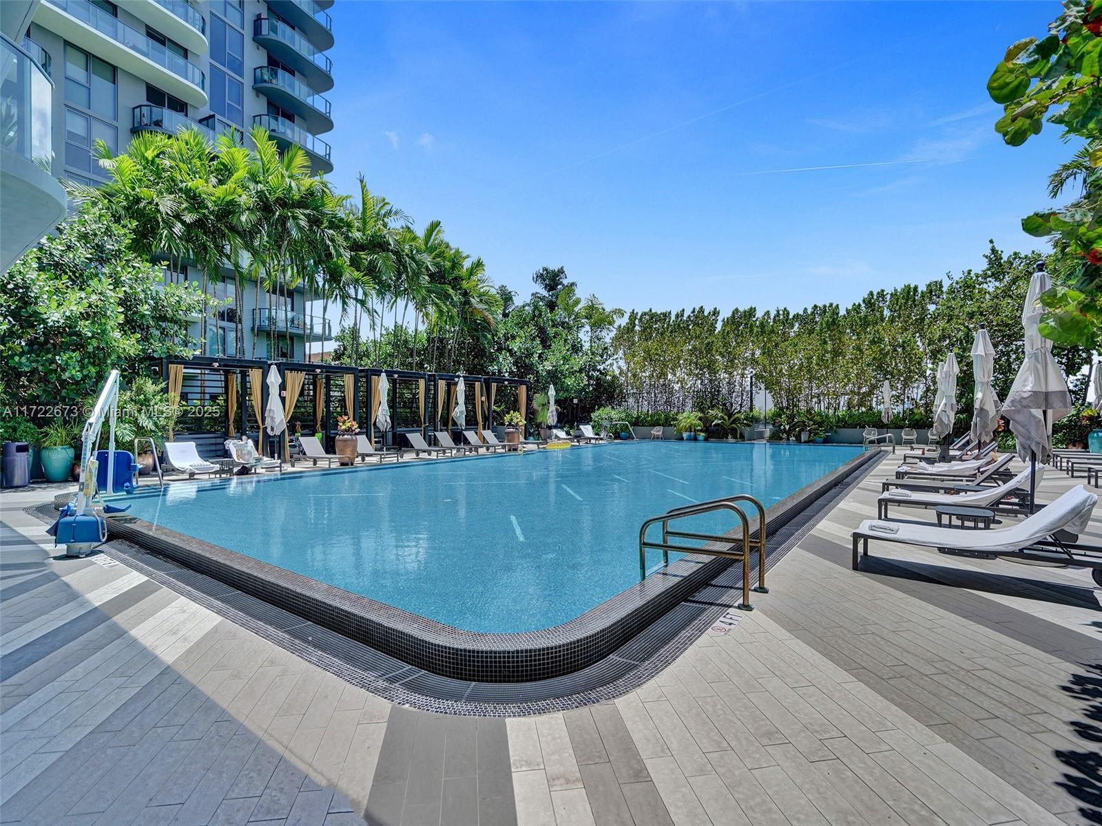 121 NE 34th St #1806A, Miami FL 33137