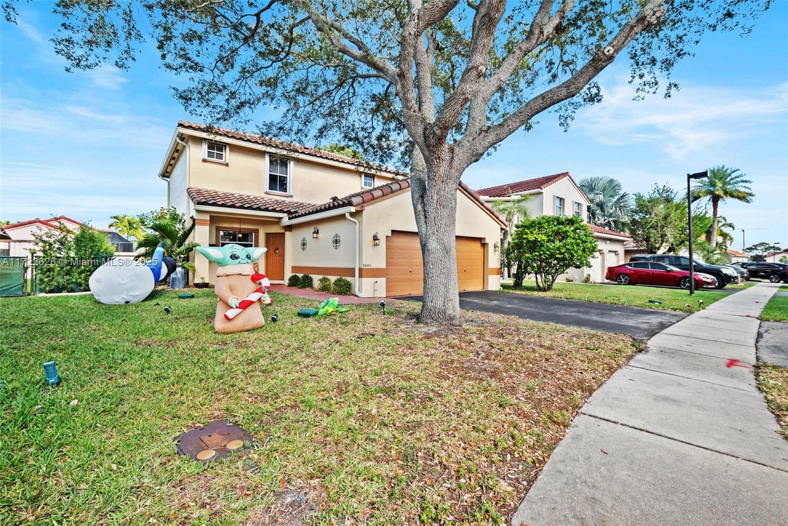 18463 NW 20th St, Pembroke Pines, Florida image 2