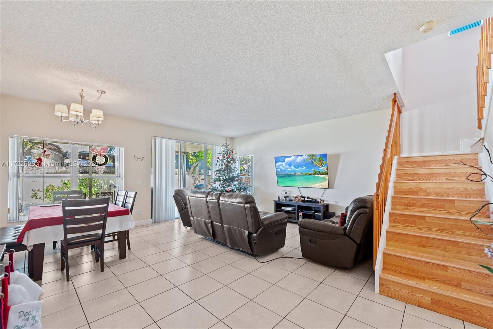 18463 NW 20th St, Pembroke Pines, Florida image 3